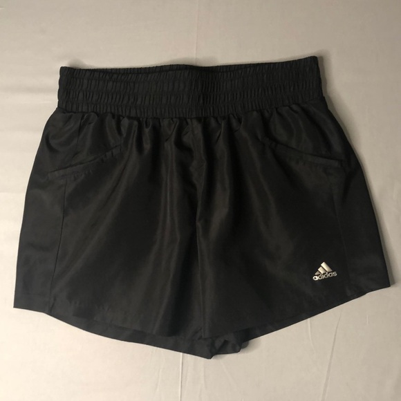 Adidas Women's Woven Golf Tennis Shorts - Picture 1 of 7